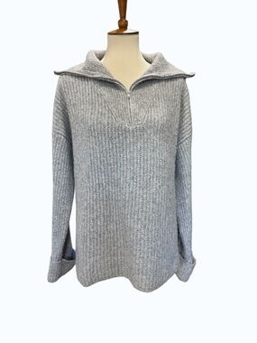 Ribbed Half-Zip Turtleneck Sweater in Light Grey #318